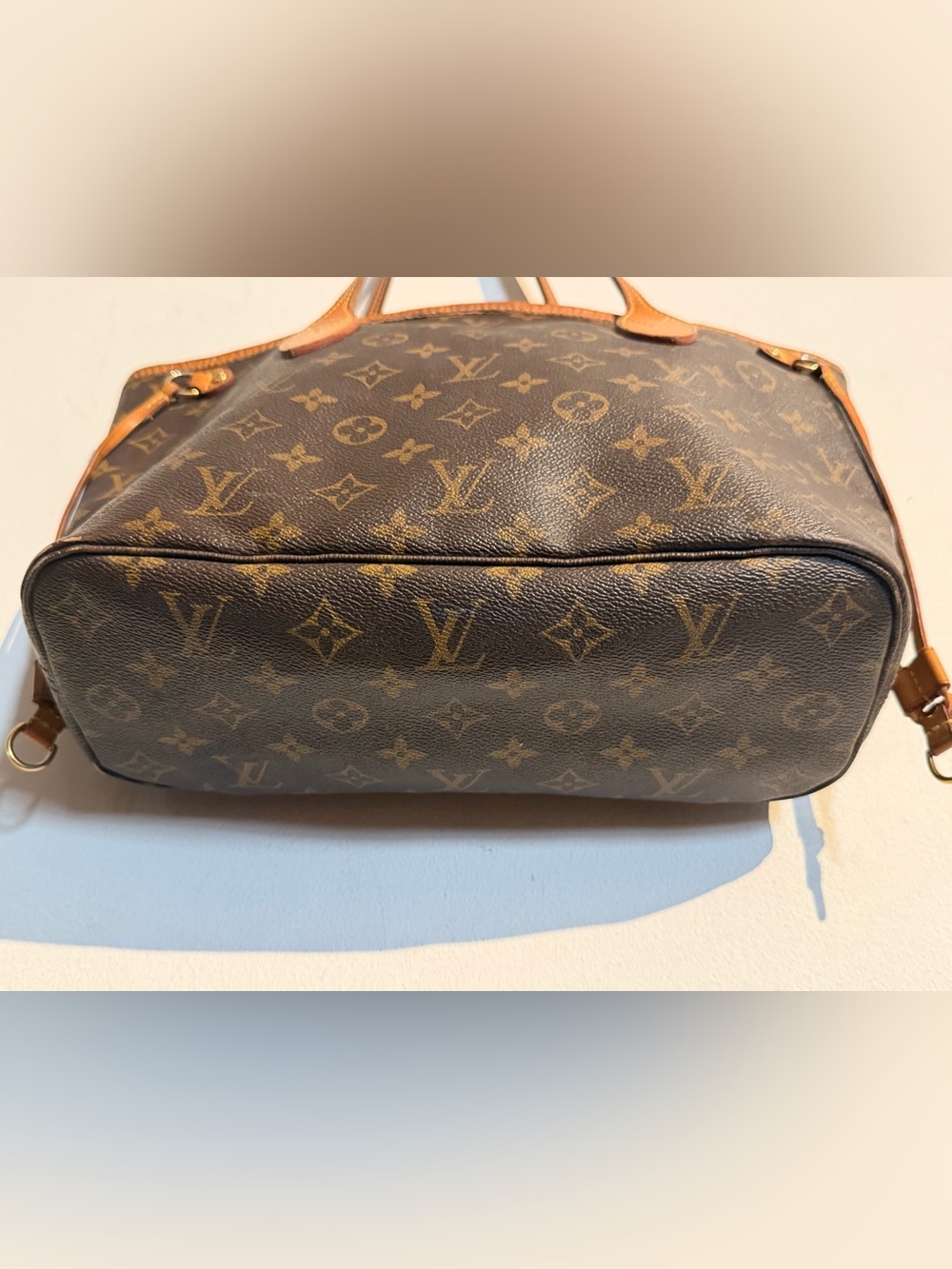 Louis Vuitton Monogram Neverfull PM Canvas Tote with Tan Trim - Picture 4 of 14